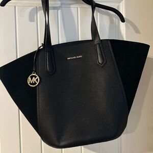 Michael Kors Portia black Large Tote Bag